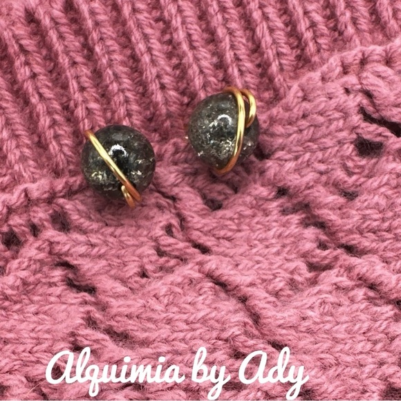 Handmade rustic black tourmaline stud earrings - Picture 1 of 1